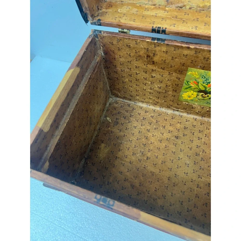 Wood Dollhouse Steamer Trunk Miniature Antique Storage Box Chest SALESMAN SAMPLE